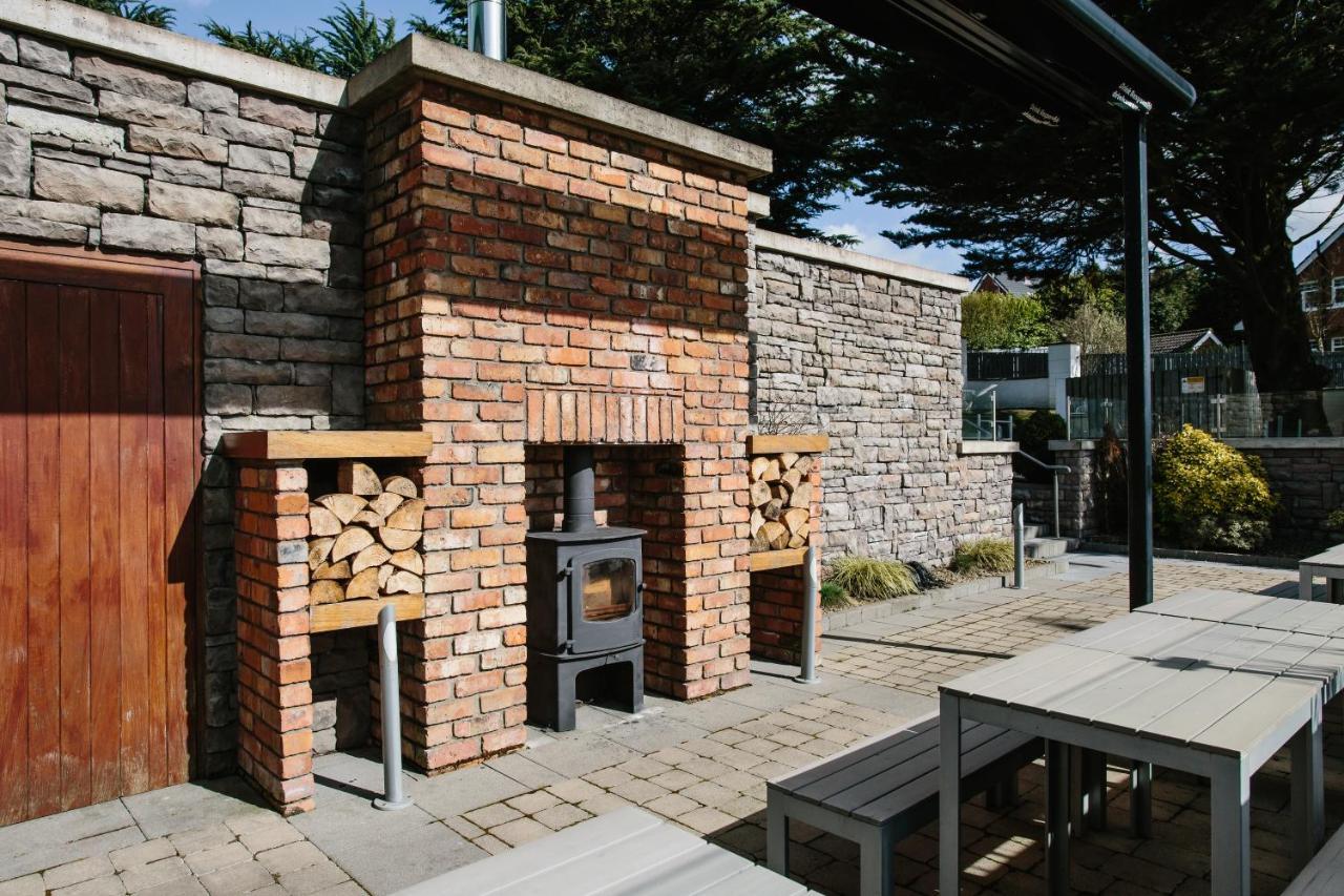 Ivanhoe Inn And Hotel Belfast Esterno foto