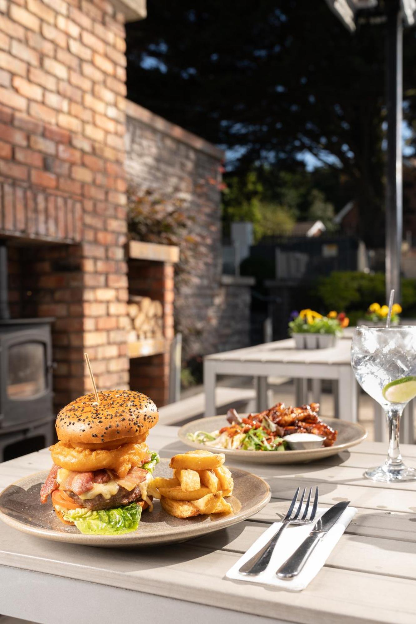 Ivanhoe Inn And Hotel Belfast Esterno foto