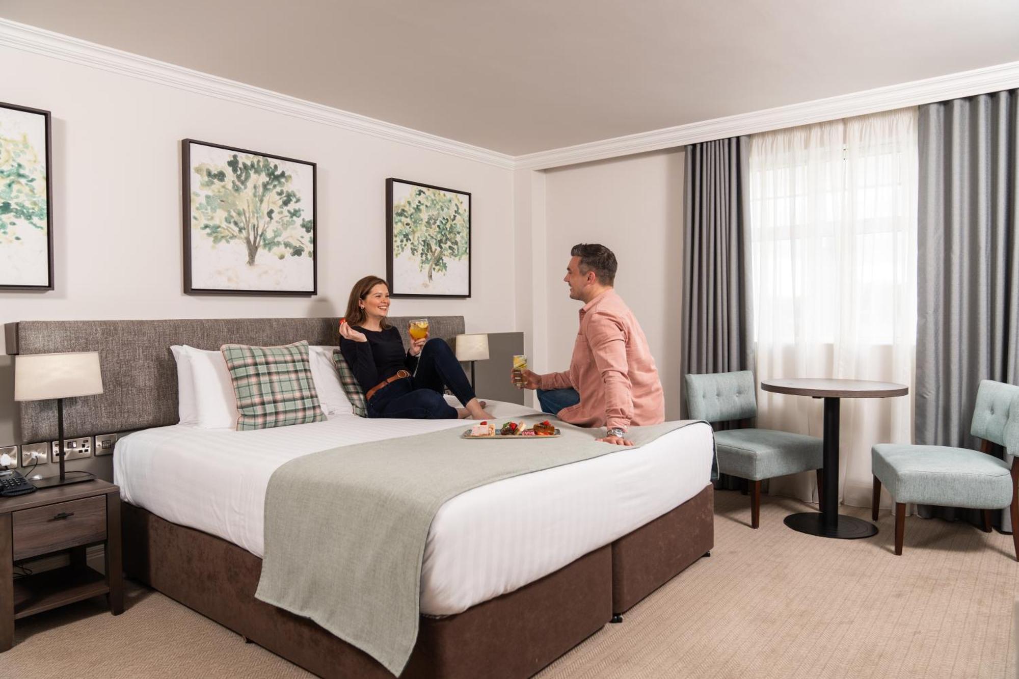 Ivanhoe Inn And Hotel Belfast Esterno foto