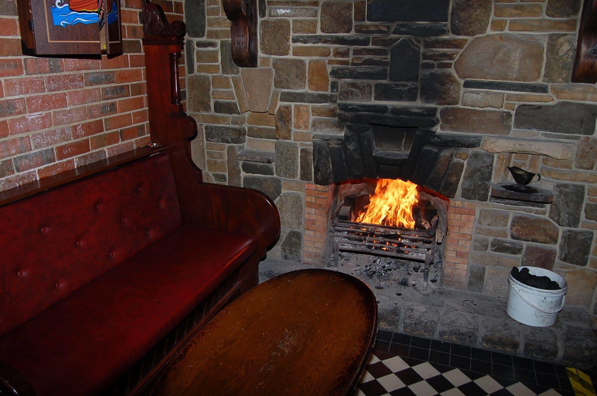 Ivanhoe Inn And Hotel Belfast Esterno foto
